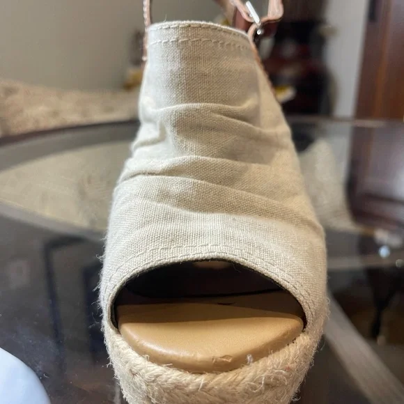 Soda Jafari Cream and Brown Platform Espadrilles Ruched Canvas Wedge Heel 6.5​ - Picture 2 of 7